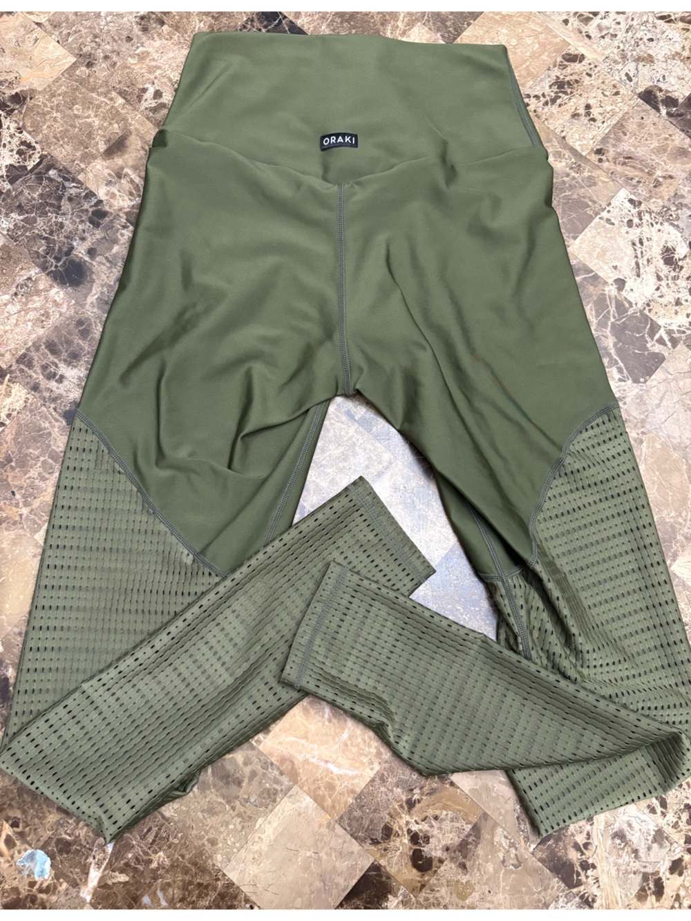 Oraki activewear leggings size small
